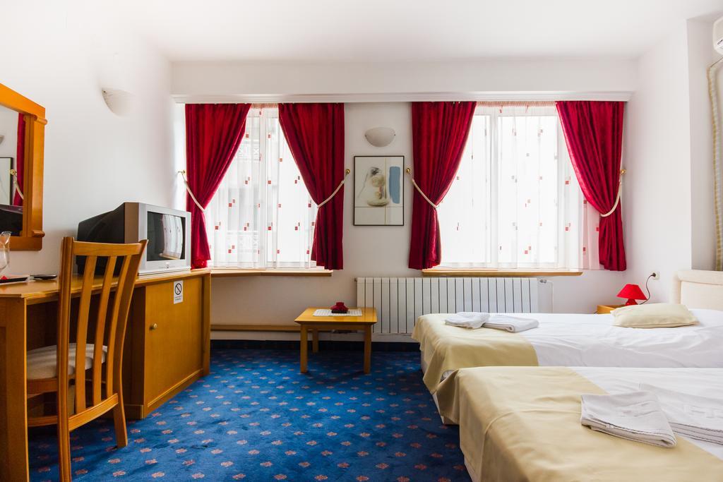 Hotel Residence Inn Skopje Camera foto