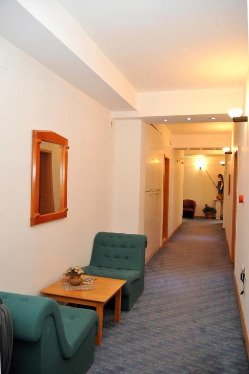 Hotel Residence Inn Skopje Esterno foto