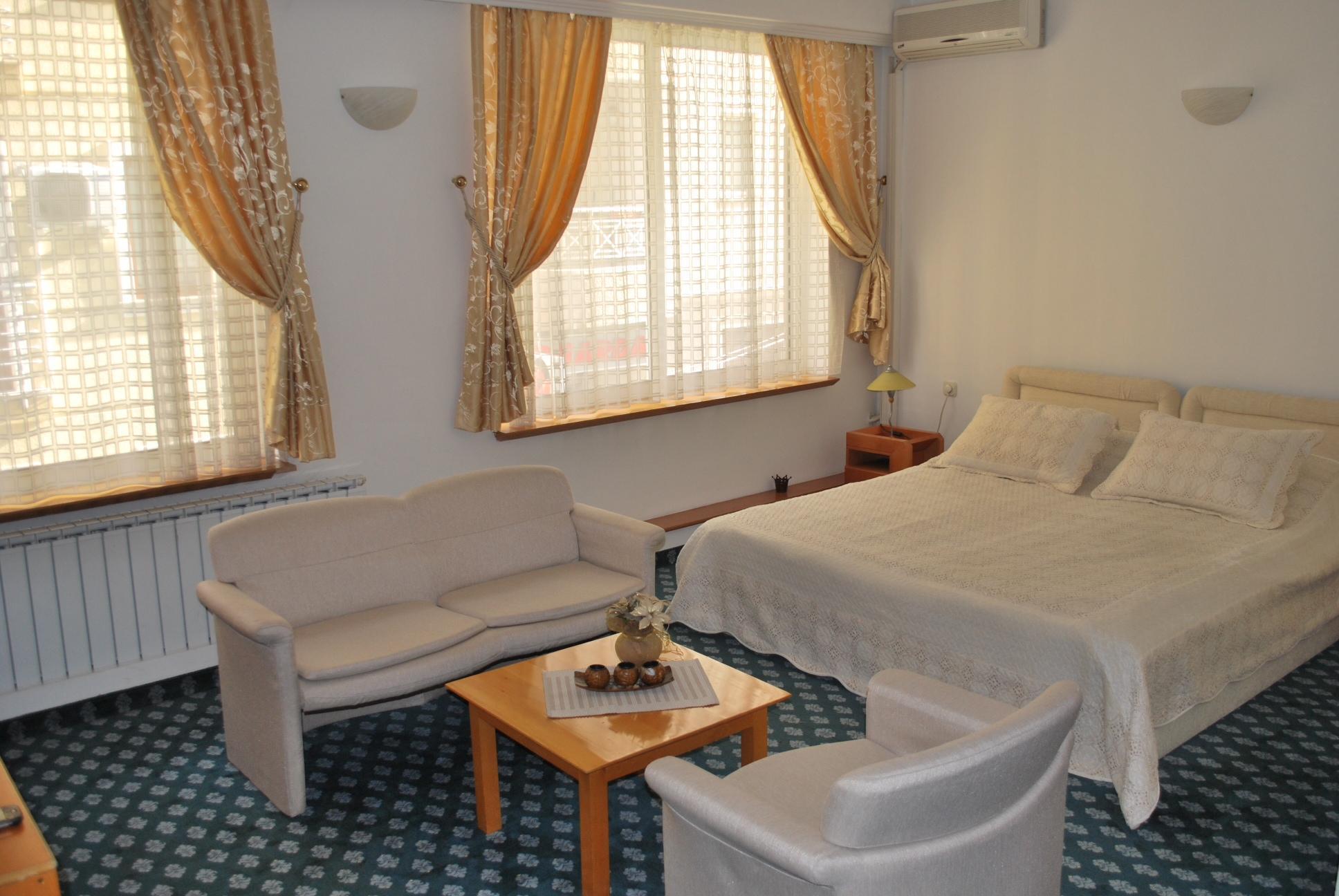 Hotel Residence Inn Skopje Esterno foto
