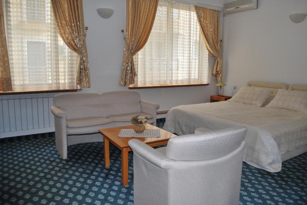 Hotel Residence Inn Skopje Camera foto